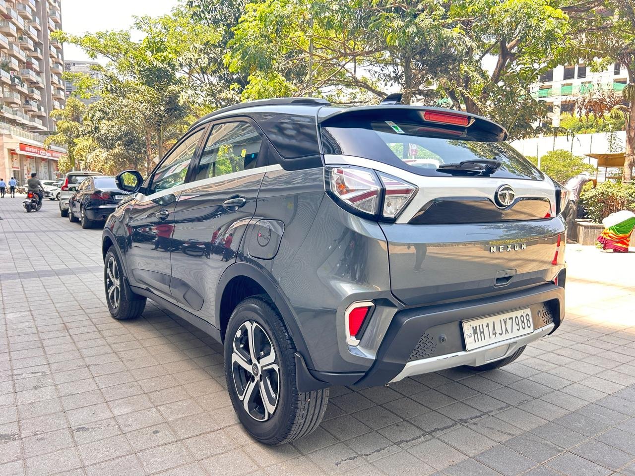Nexon XZ+Sunroof